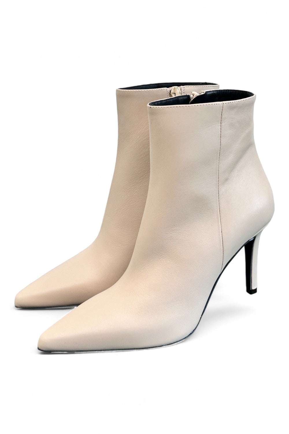 Stivaletto pelle latte tacco 90 Albano 