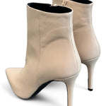 Stivaletto pelle latte tacco 90 Albano 