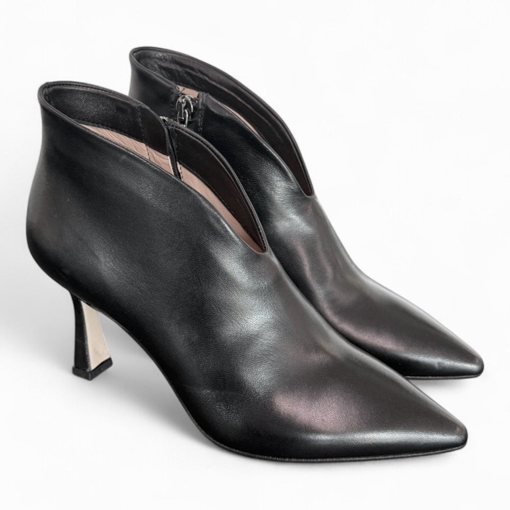 Stivaletto V in pelle nera tacco 80 Anima 
