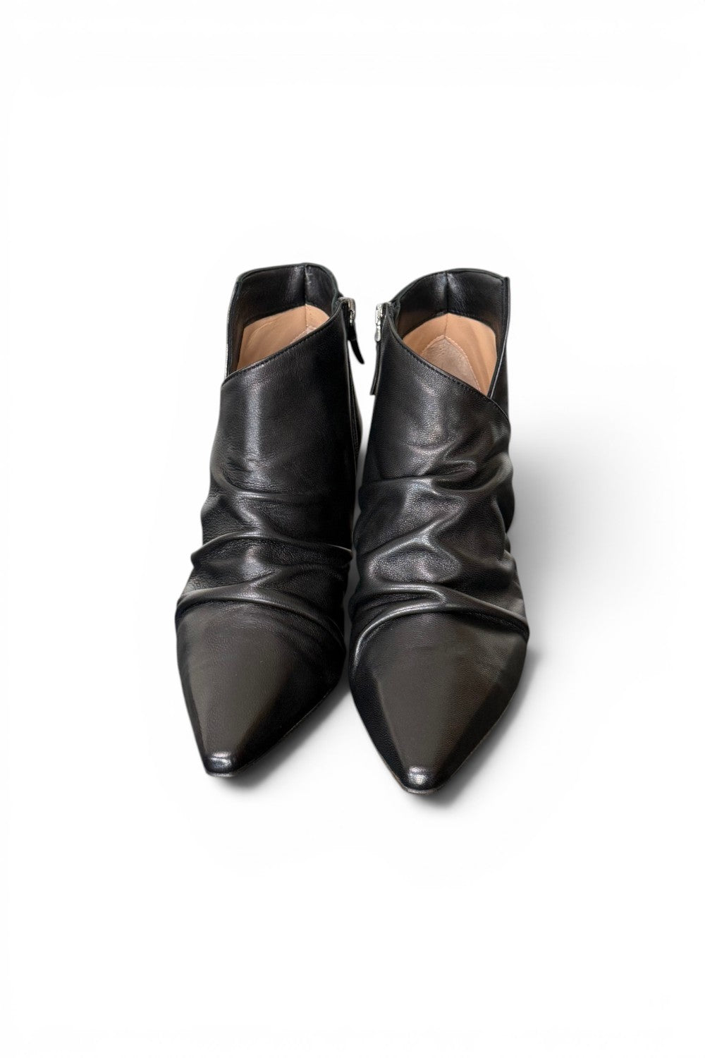 Stivaletto arricciato con tacco in pelle nera Anima 