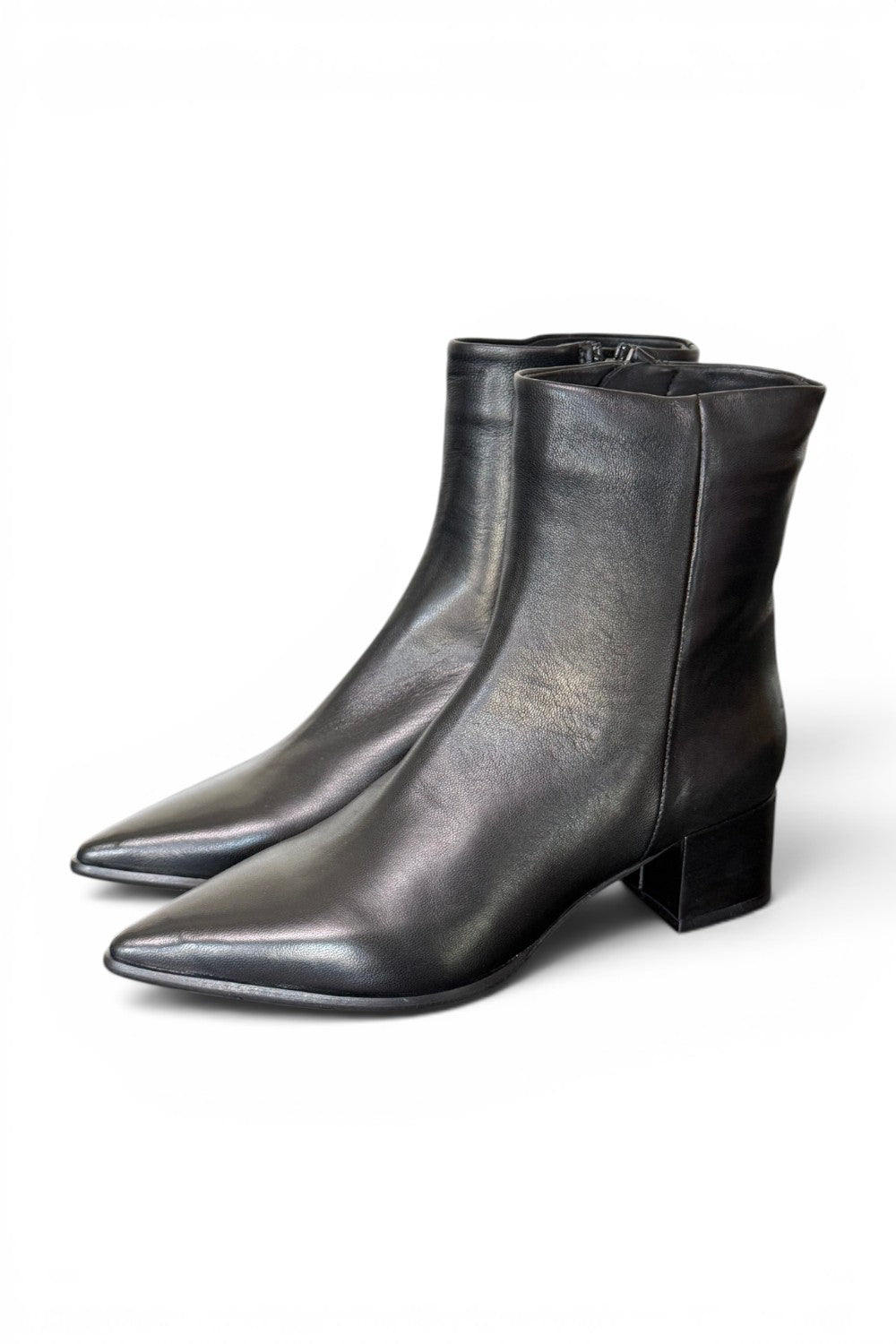 Stivaletto sfilato in pelle nera Anima T40 