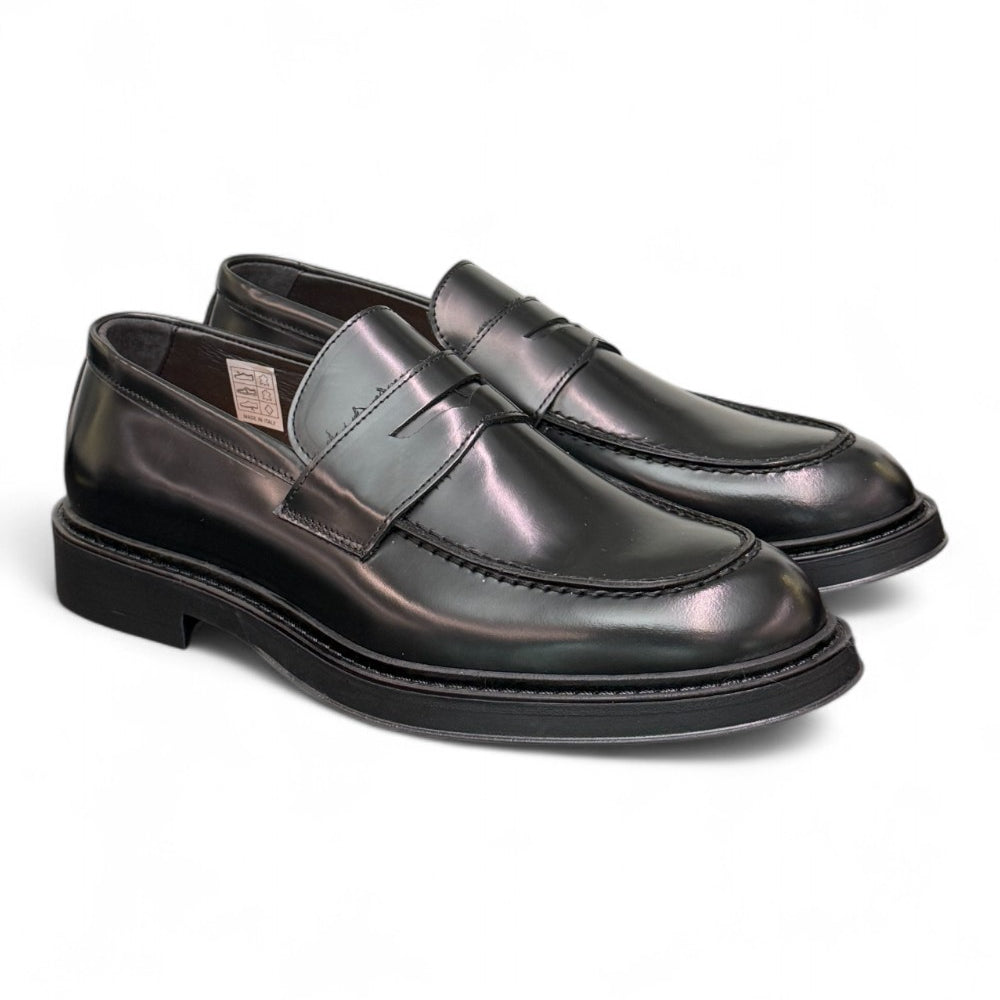 Mocassino spazzolato nero Exton 