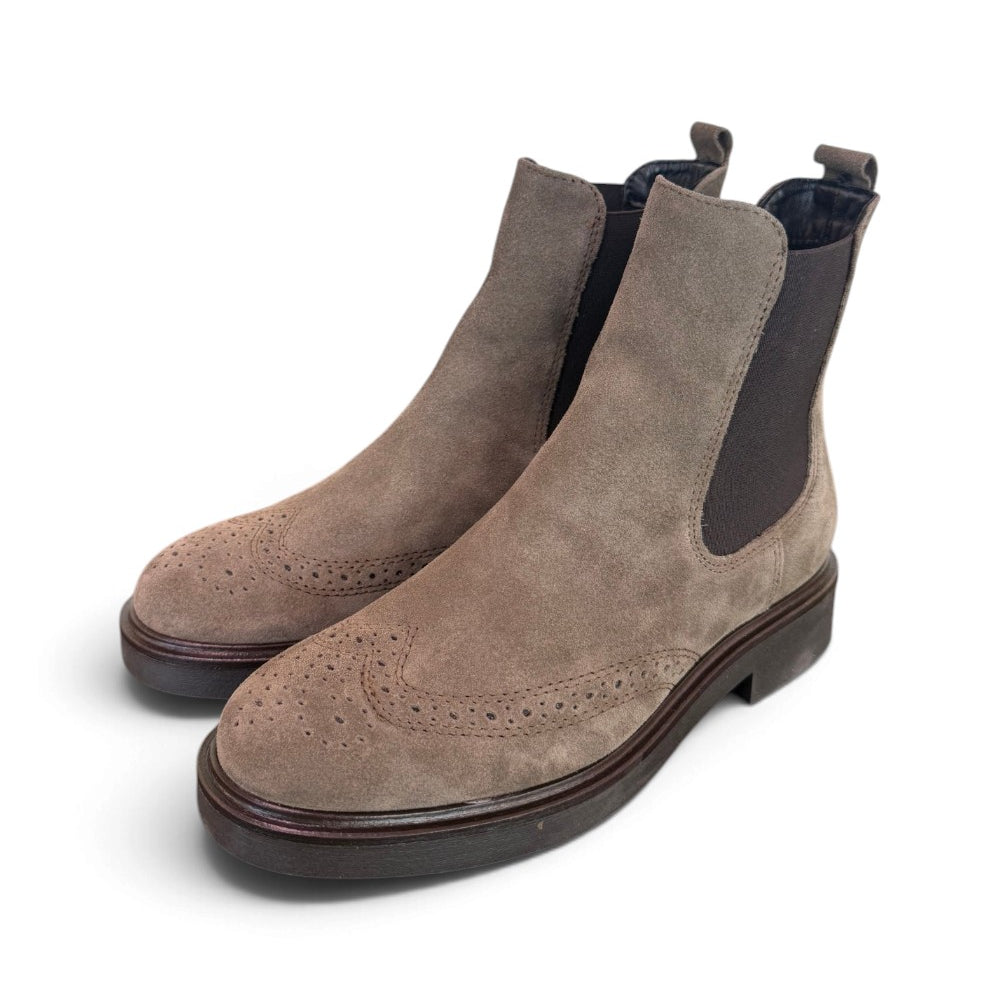 Beatles imperiale suede musk Francesco B.<BR/> 
