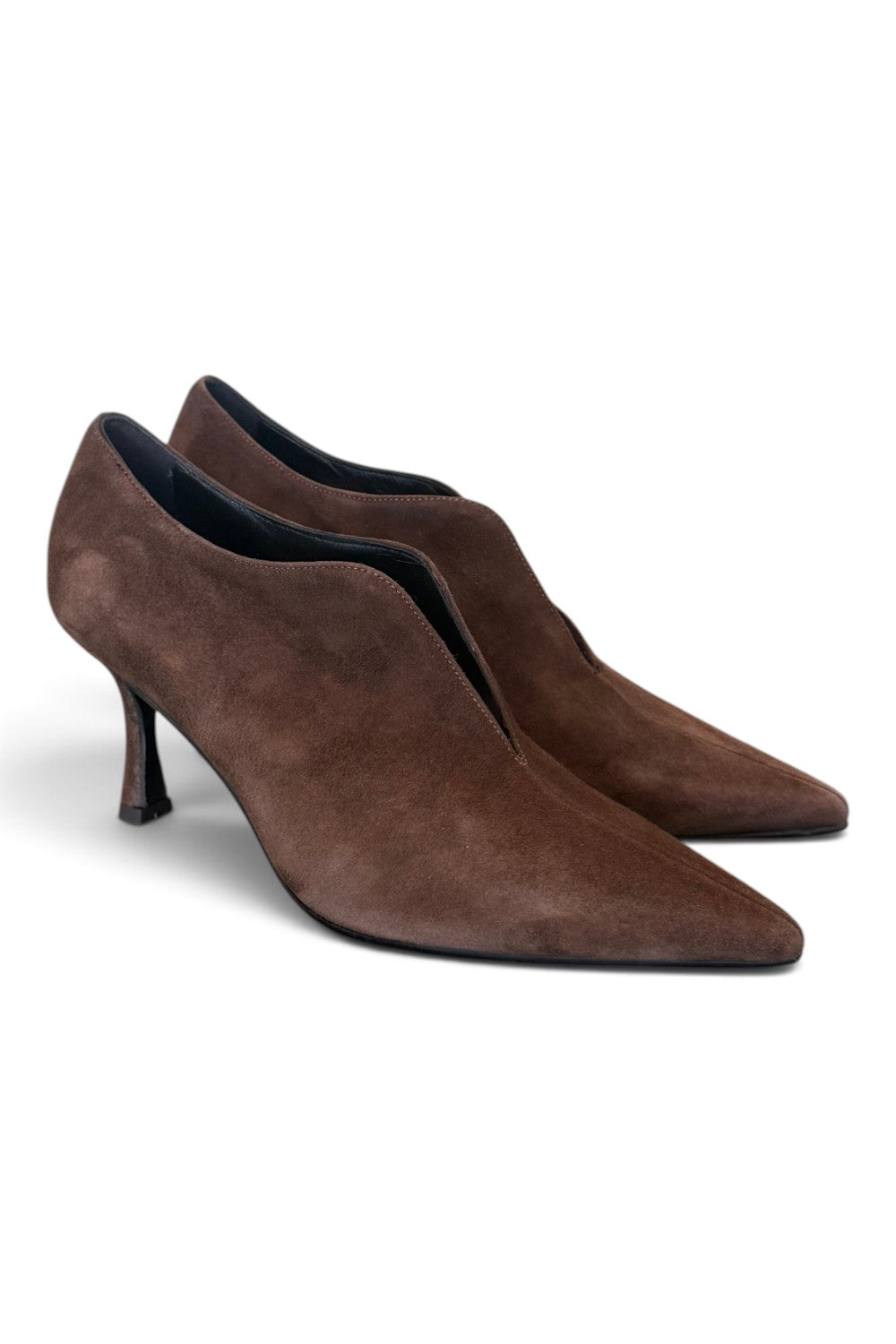 Scarpa accollata scollo V suede ebano tc 70 Matteo Pitti 