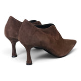 Scarpa accollata scollo V suede ebano tc 70 Matteo Pitti 
