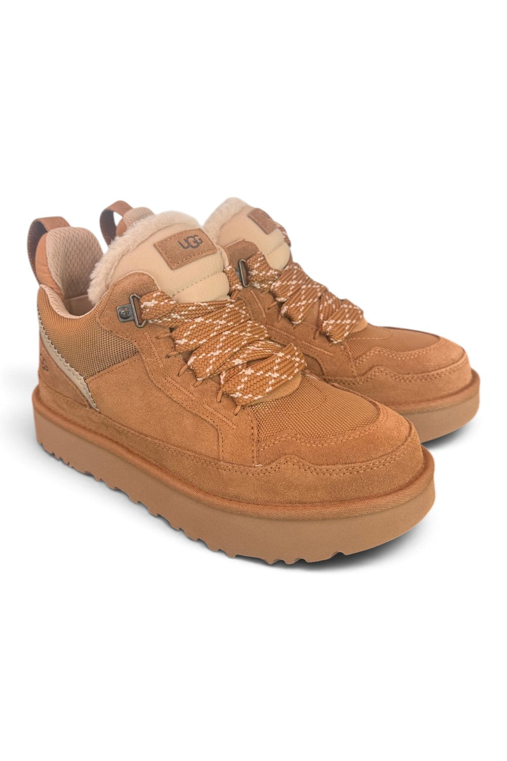 1170750CHESTNUT UGG