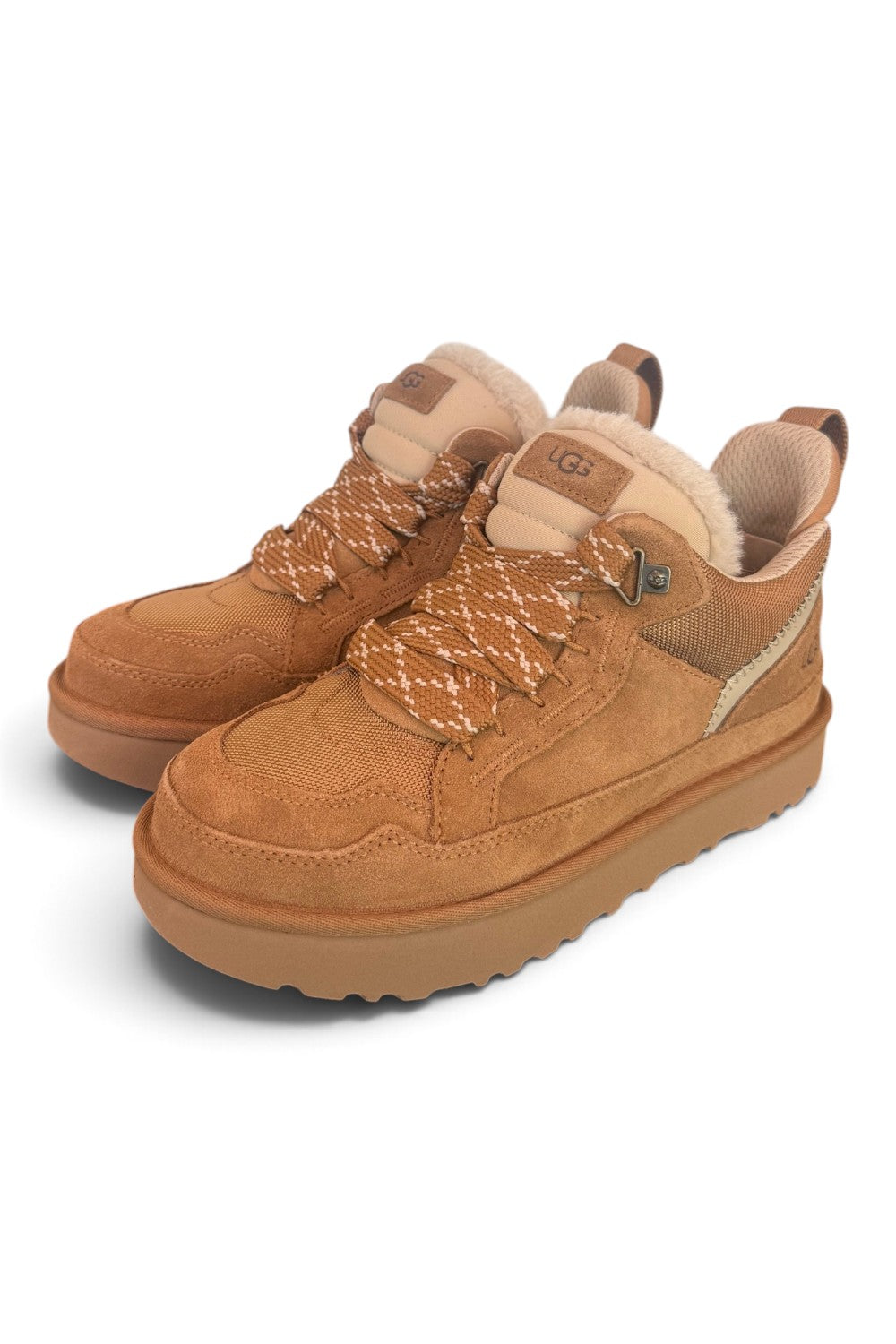 1170750CHESTNUT UGG