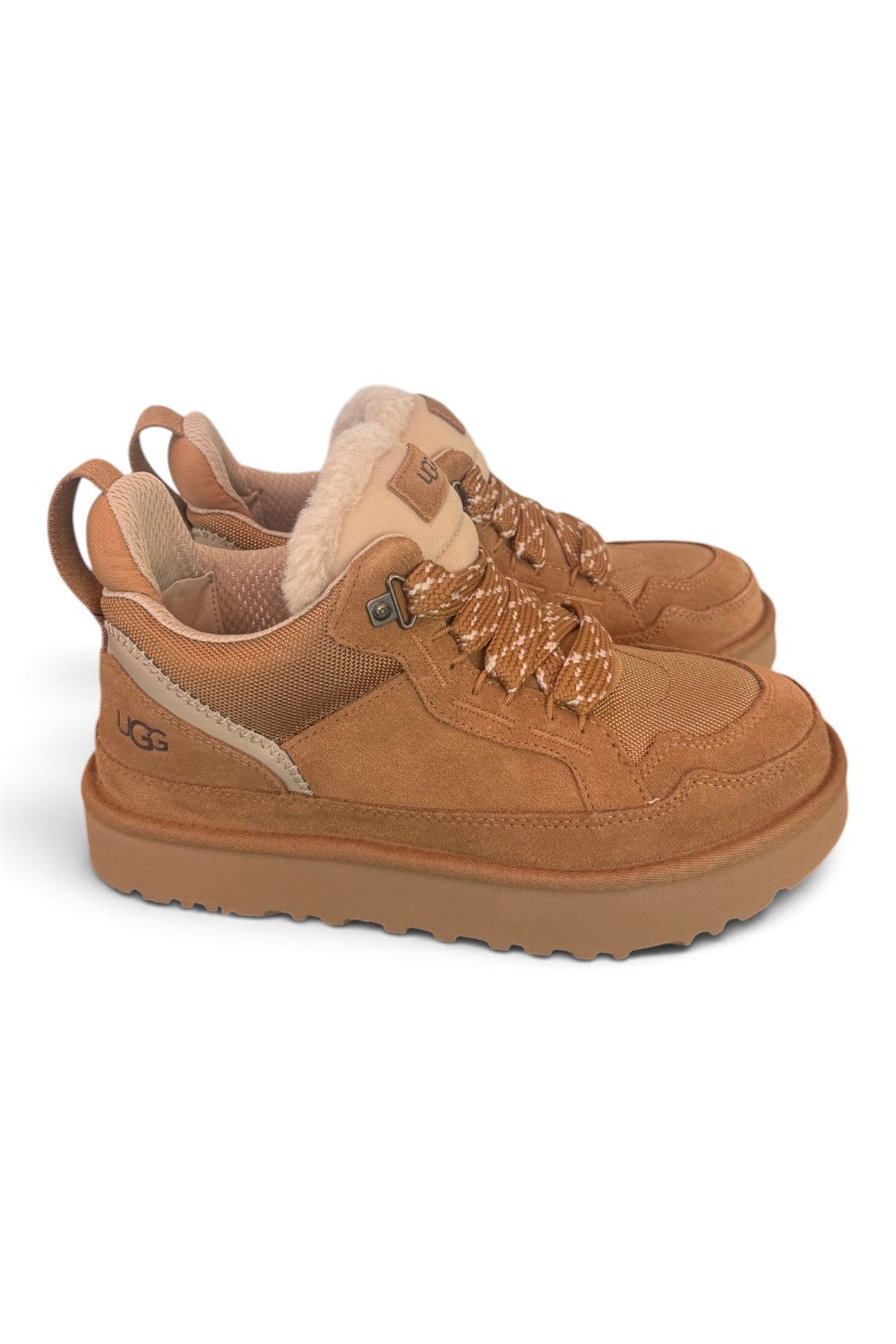 1170750CHESTNUT UGG