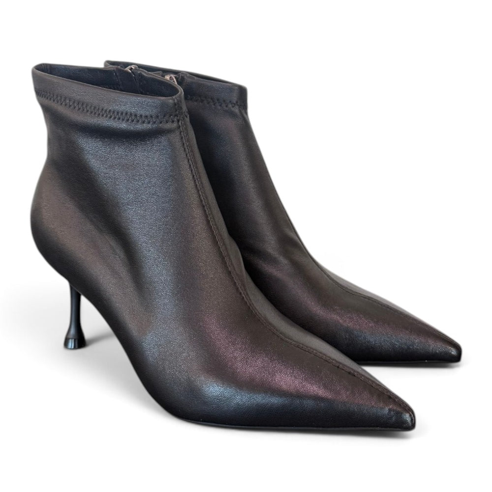 Stivaletto ecopelle nero tacco 70 Uma Parker 
