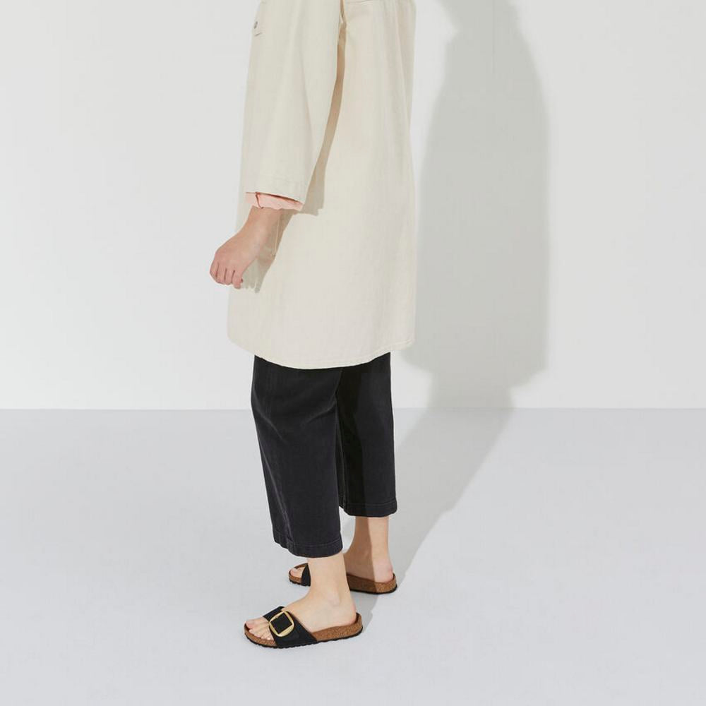 Ciabatta donna Madrid Big Buckle suede nero Birkenstock 