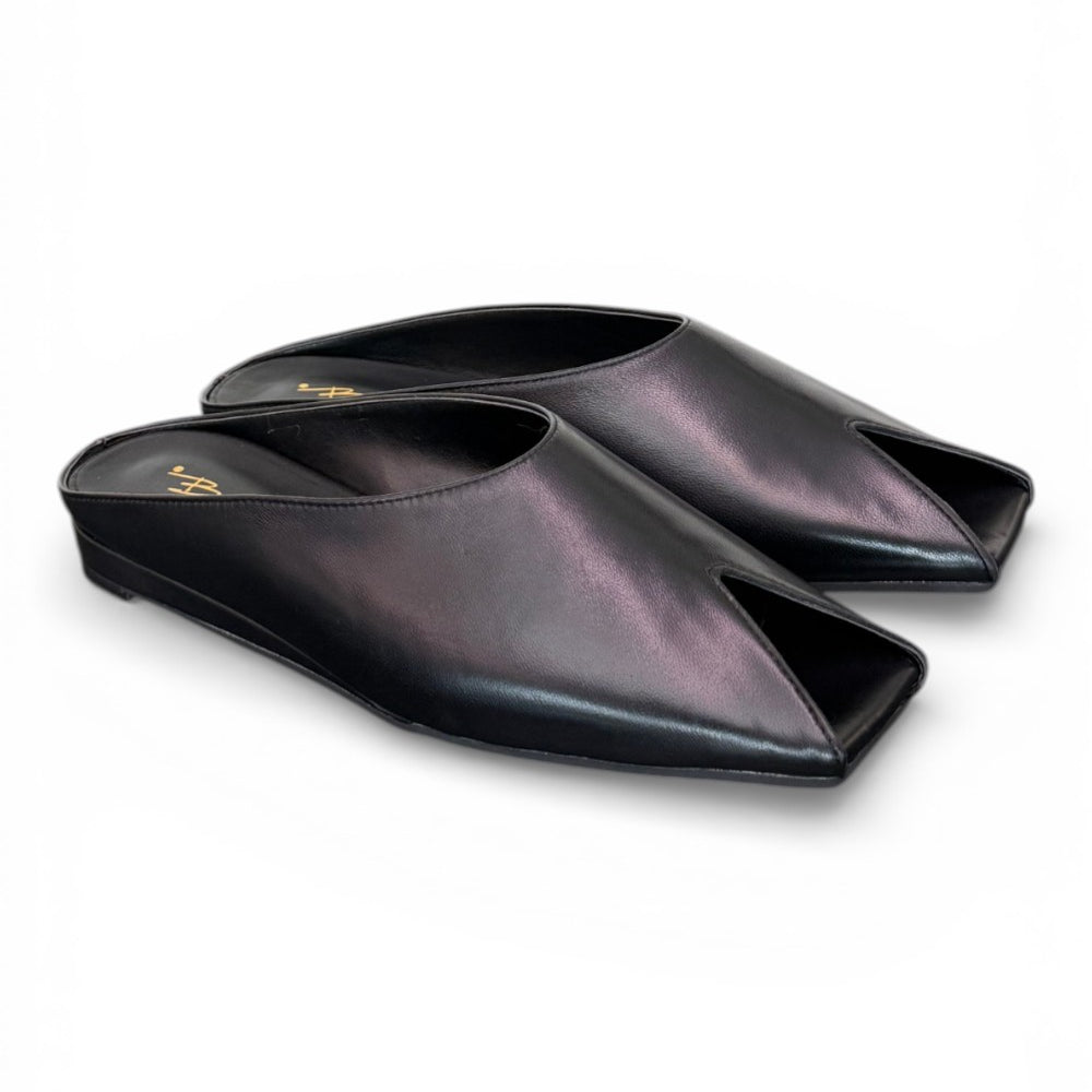 Ciabatta in pelle nera Bianca Di 