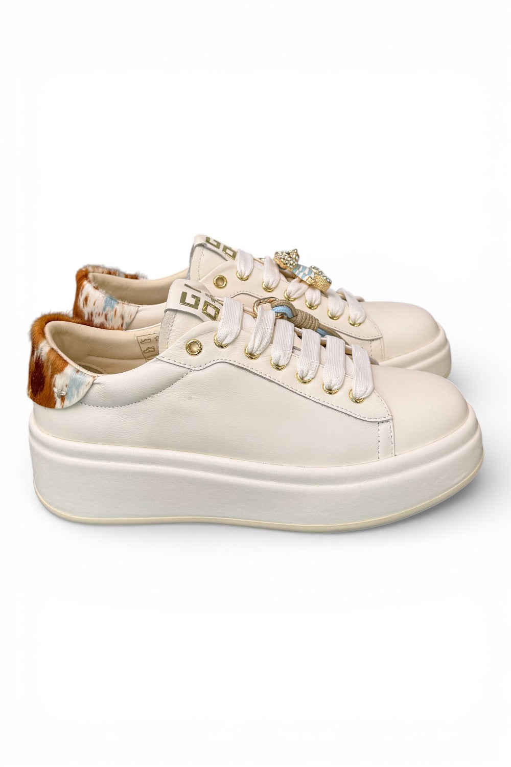 Sneaker Gioplus Oliva latte mucca charms<BR/> 