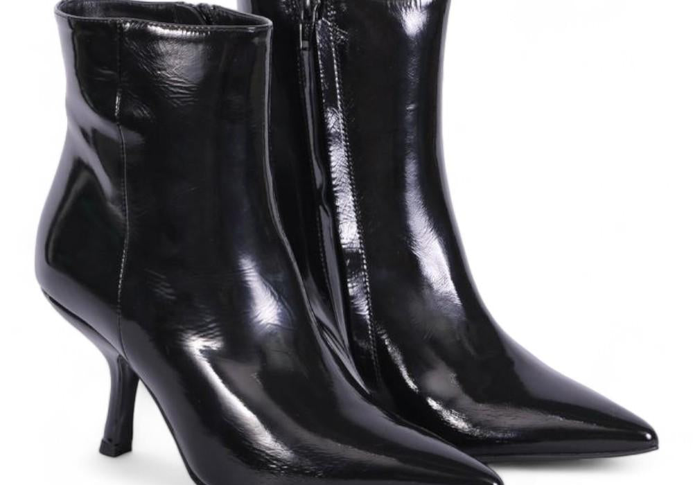 Stivaletto nero lucido tacco 70 Marc Ellis 