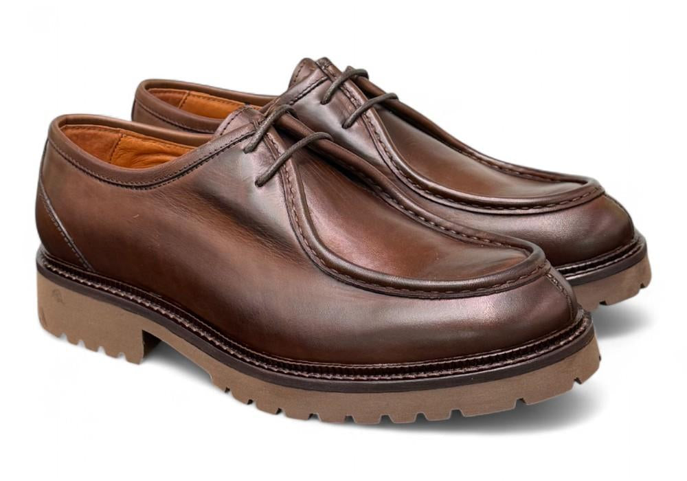 Scarpa allacciata ingegnere cucitura cioccolato Exton 