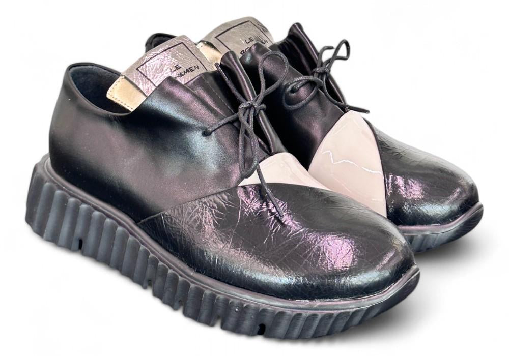 Scarpa allacciata sneaker Le Bohemien nero latte<BR/> <BR/> <BR/> 