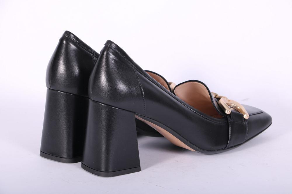 Mocassino accessorio pelle nera tacco Matteo Pitti 