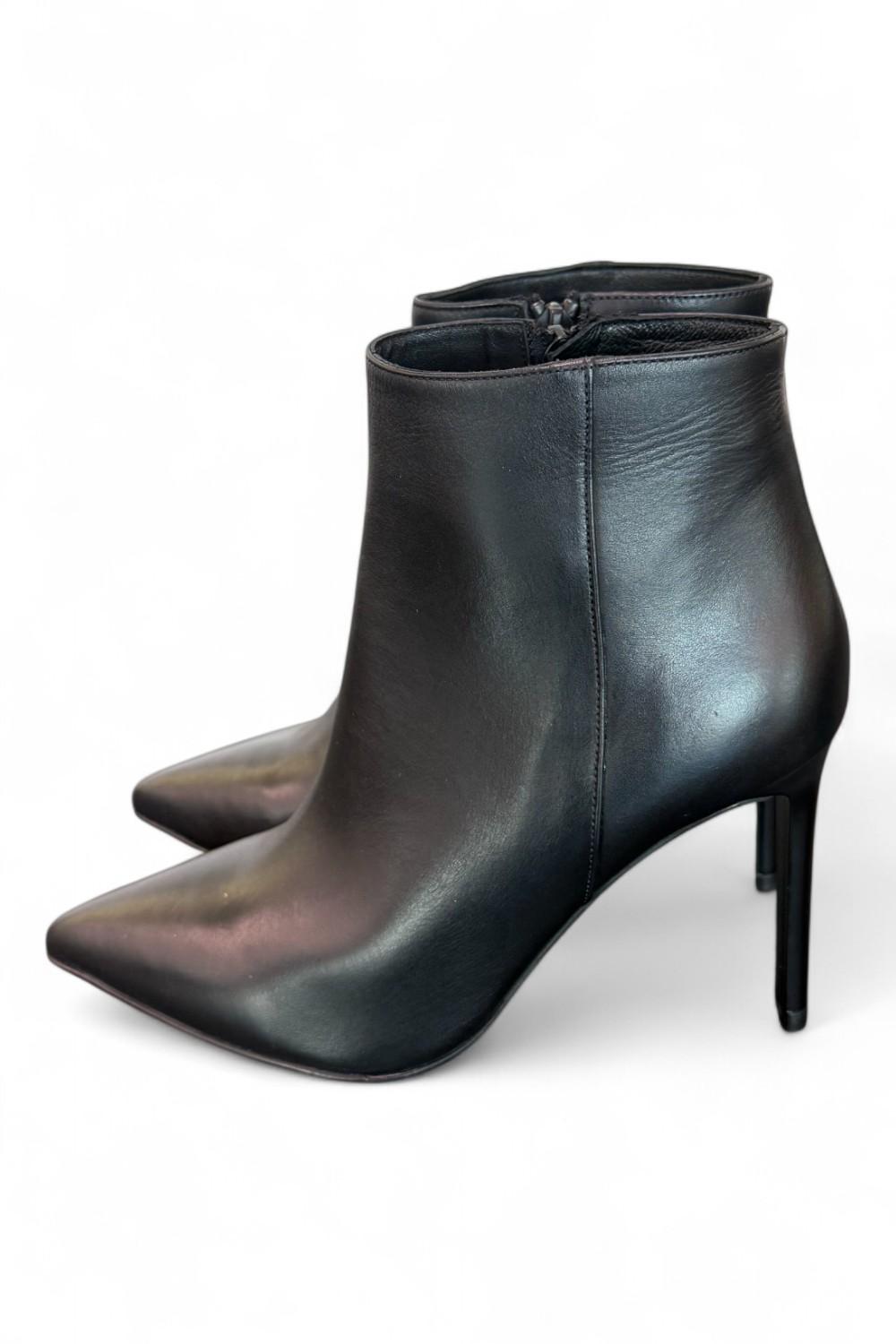 Stivaletto pelle nera T100 Albano 