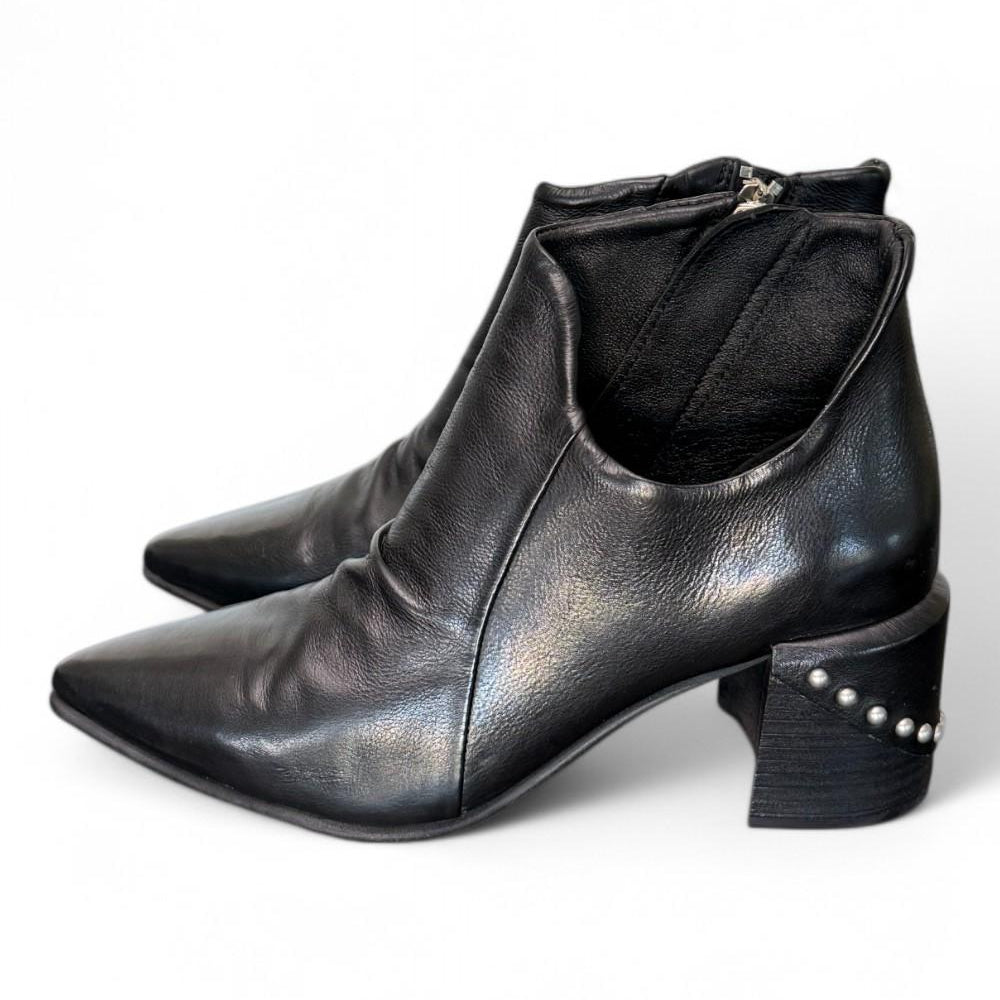 Tronchetto zip asimmetrico nappa nera AS98<BR/> 