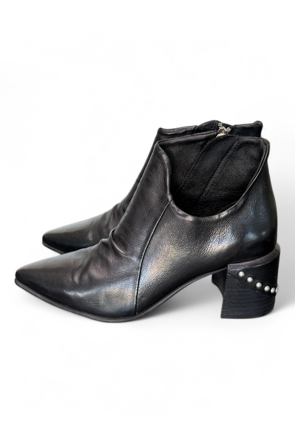 Tronchetto zip asimmetrico nappa nera AS98<BR/> 
