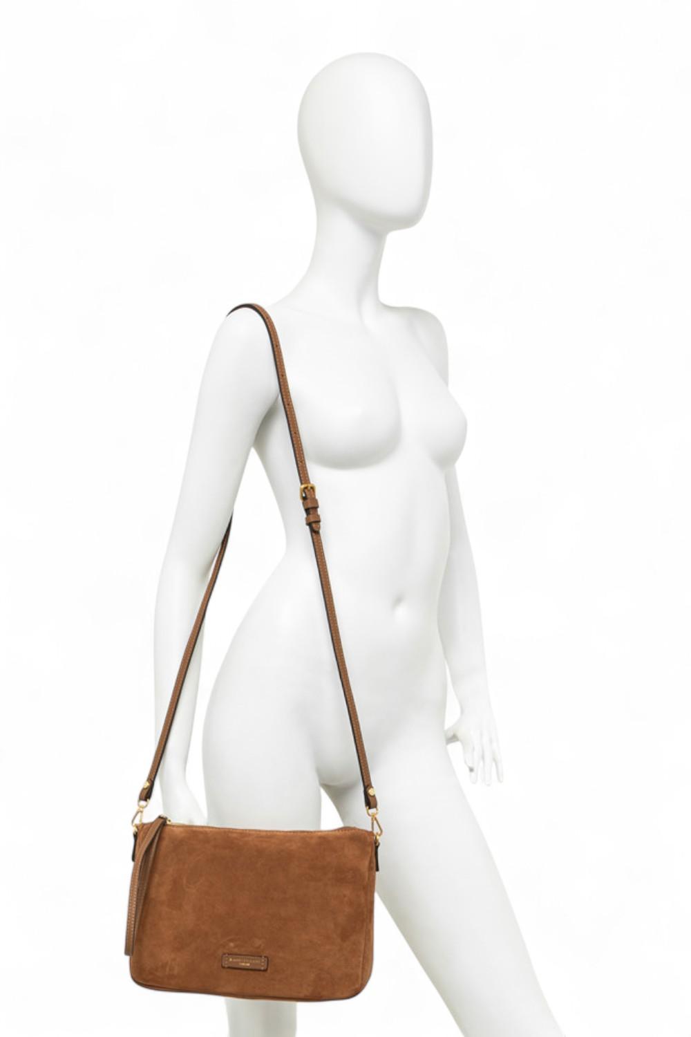 Pochette Nora suede caramello Gianni Chiarini<BR/> 