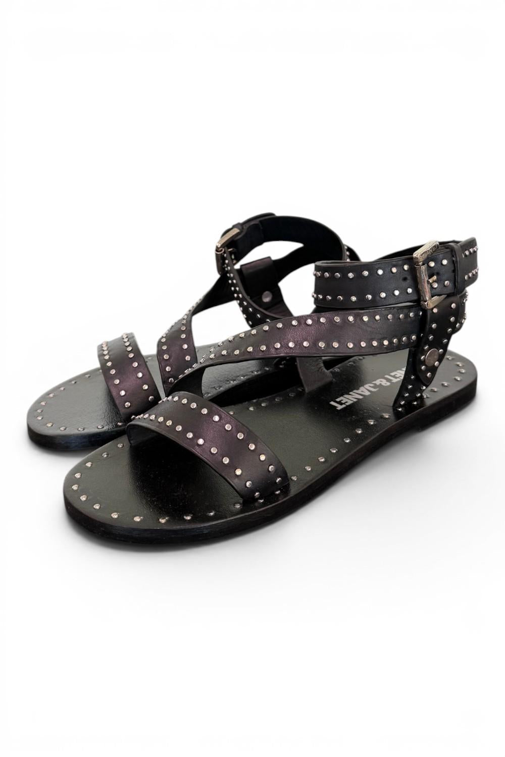 Sandalo microborchie pelle nera Janet<BR/> <BR/> 
