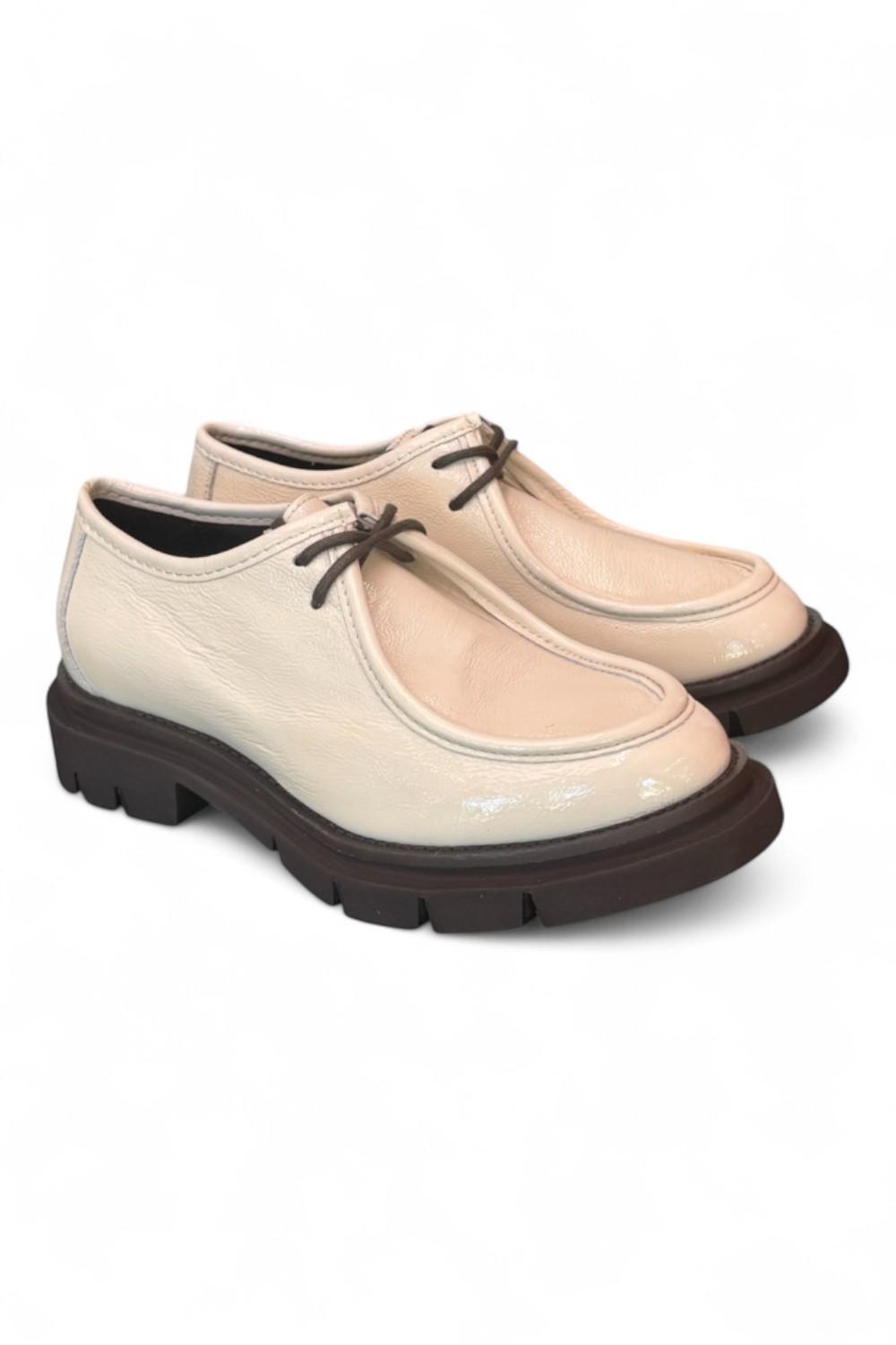 Scarpa allacciata ingegnere naplak latte Les Tulipes 