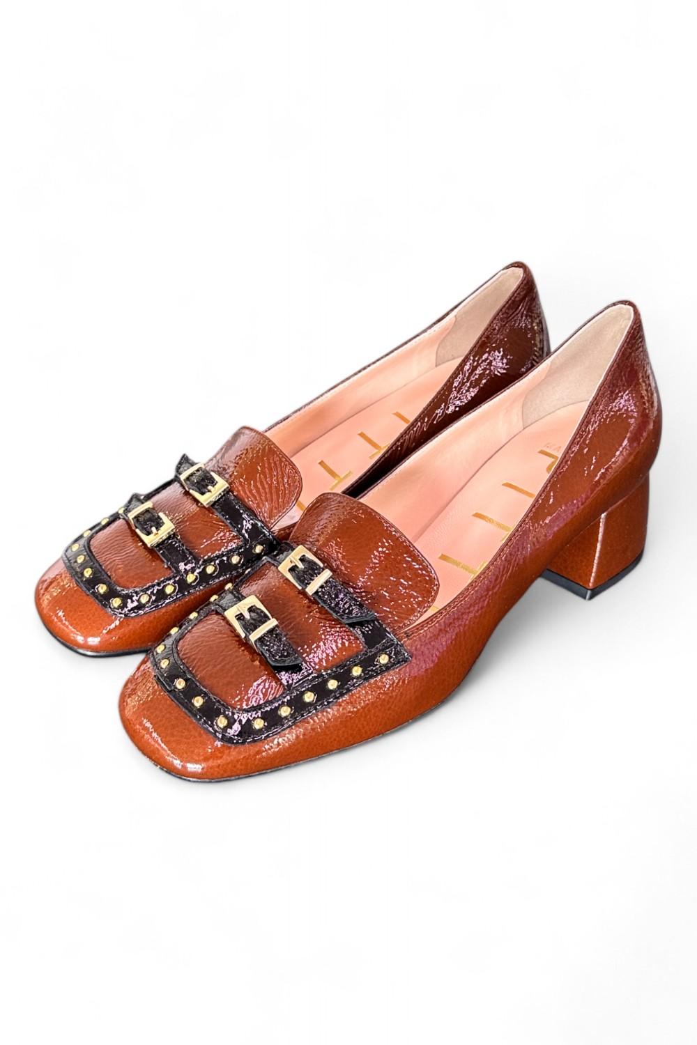 Mocassino borchie vernice cuoio Matteo Pitti 