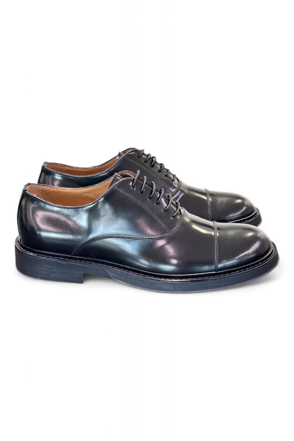 Scarpa allacciata francesina gomma nera Franco Fedele 