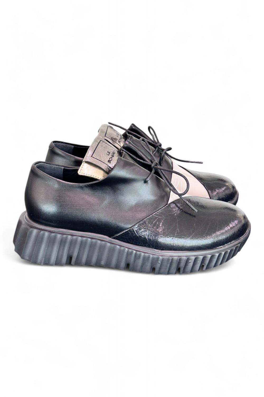 Scarpa allacciata sneaker Le Bohemien nero latte<BR/> <BR/> <BR/> 