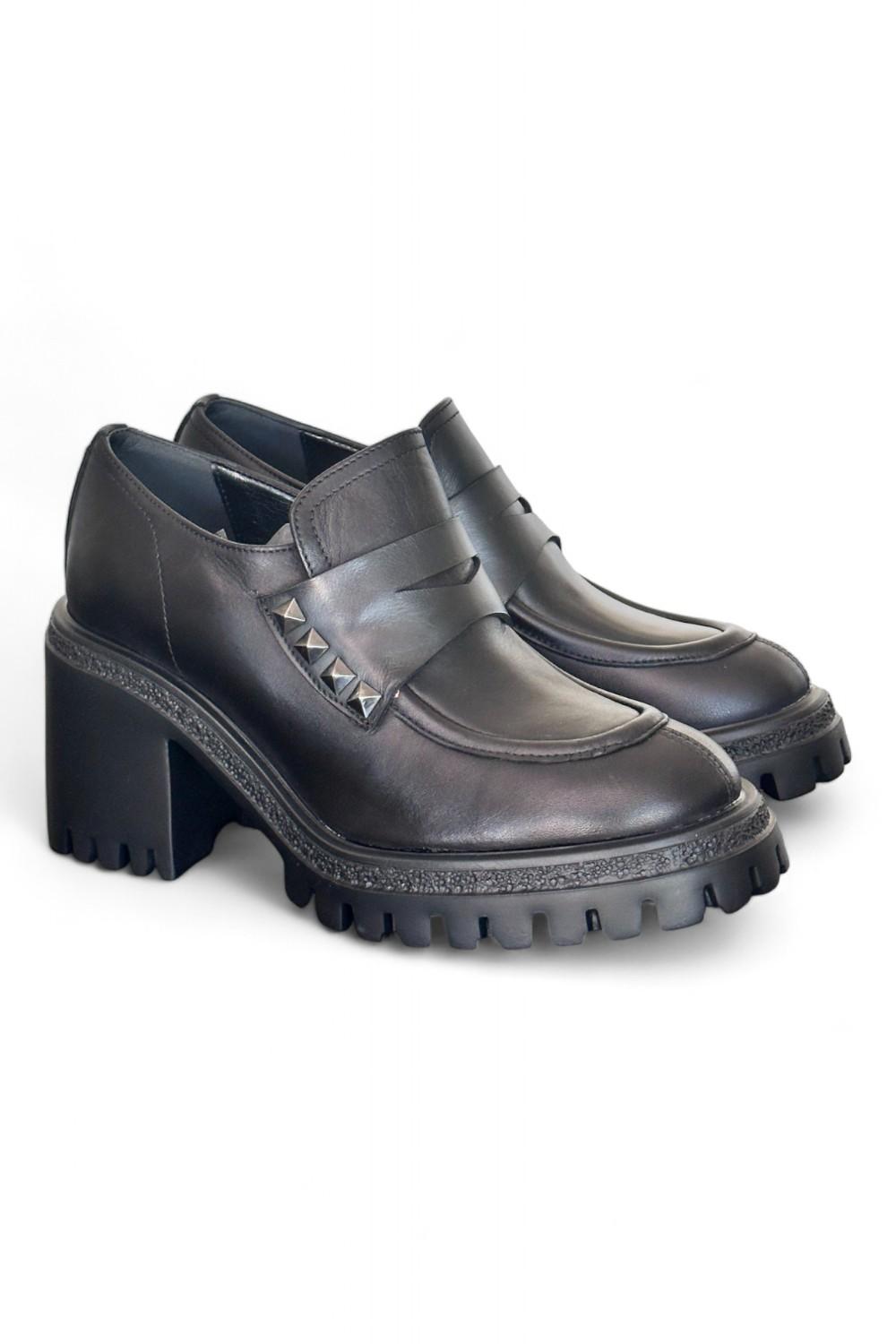 Mocassino donna nero borchie tacco 60 Target<BR/> 
