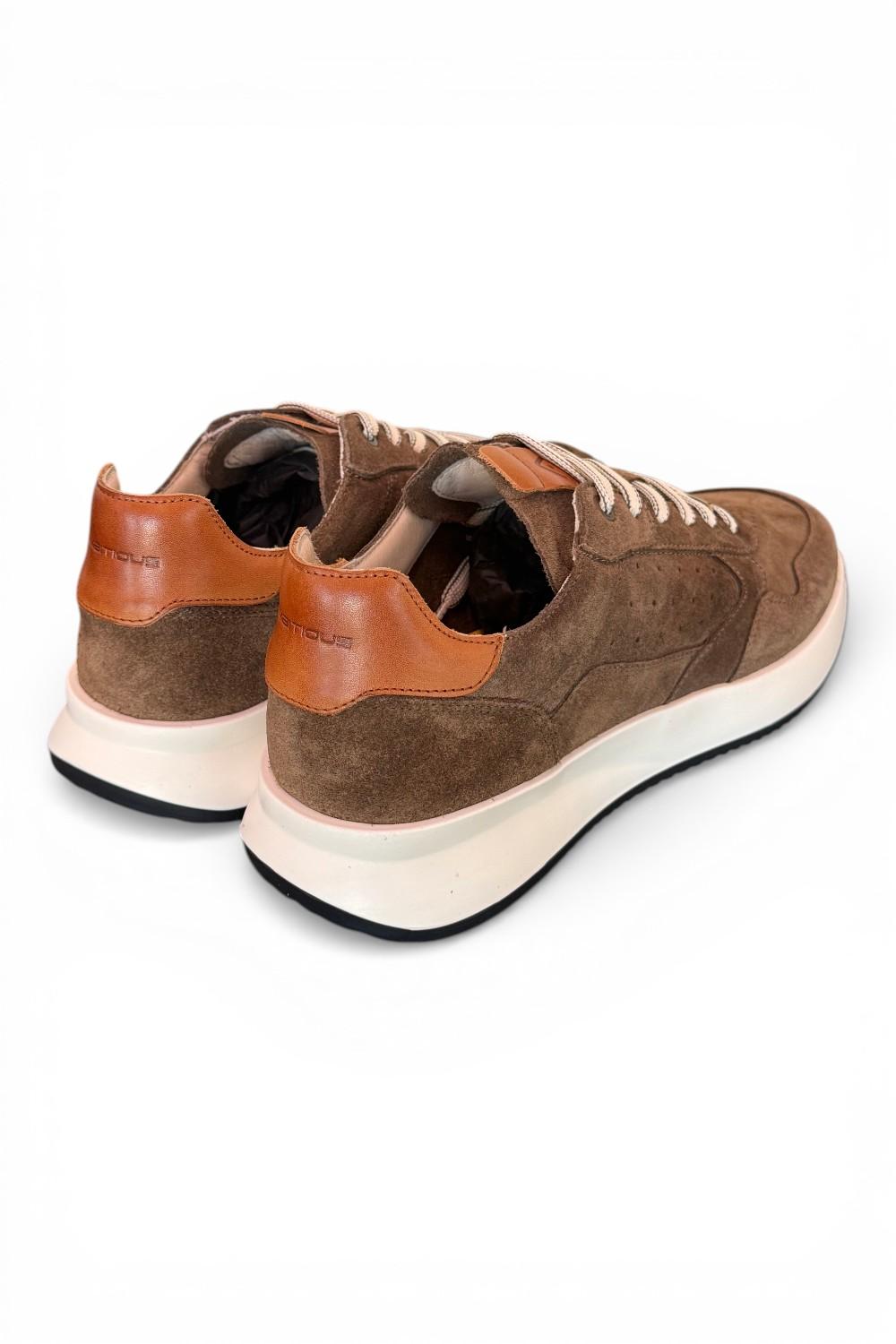 Sneaker run suede brown Ambitious 