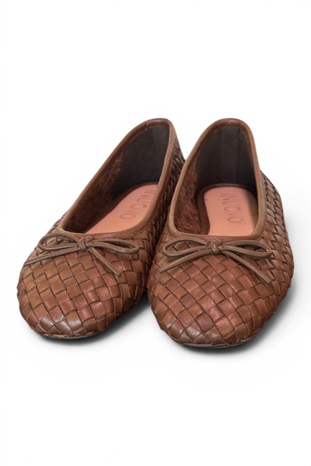 Ballerina intrecciata in pelle testa di moro Inuovo<BR/> 