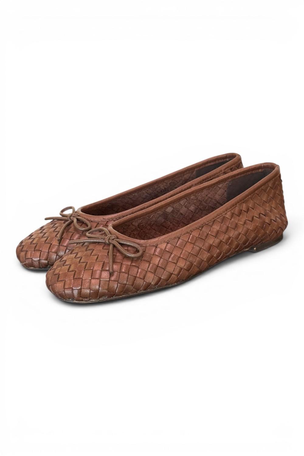 Ballerina intrecciata in pelle testa di moro Inuovo<BR/> 