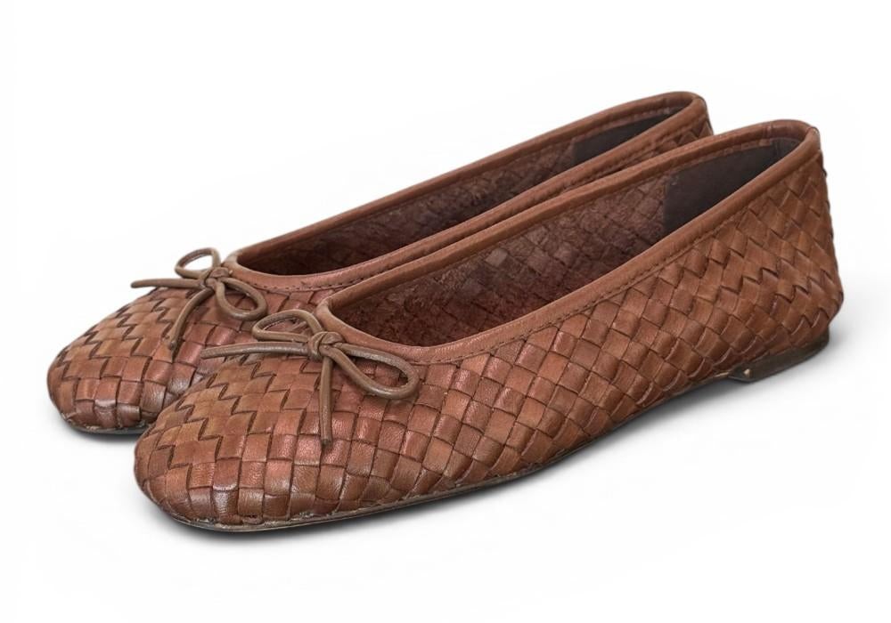Ballerina intrecciata in pelle testa di moro Inuovo<BR/> 