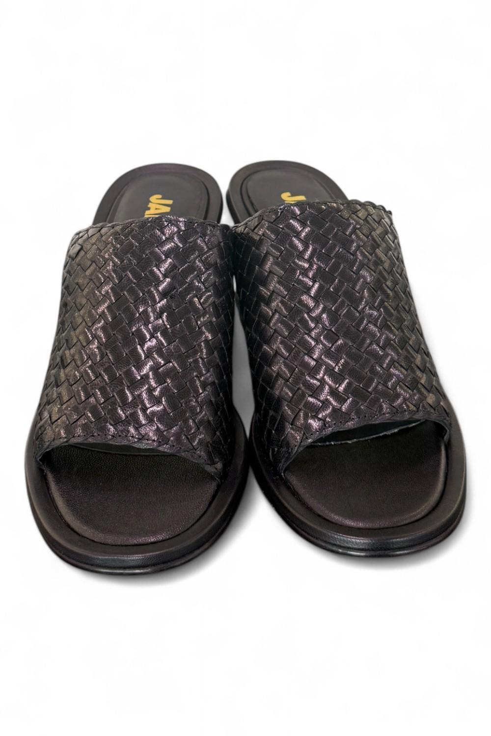 Ciabatta pelle nera tacco Janet & Janet 