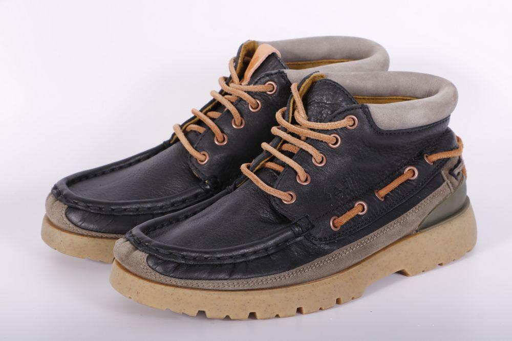 Polacco barca artigianale nero Satorisan Earth Boot Premium 