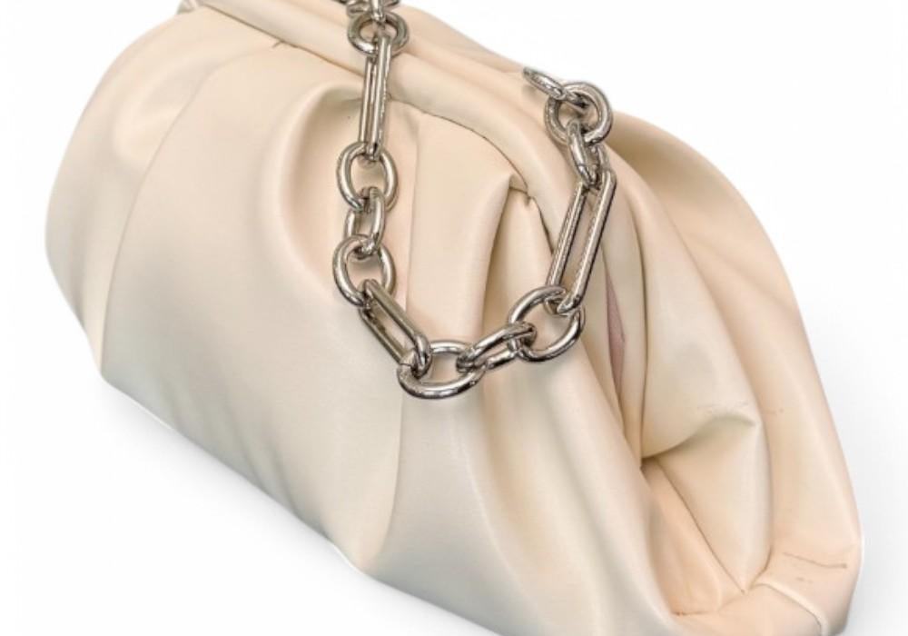 Pochette grande pouf Scarlet latte 