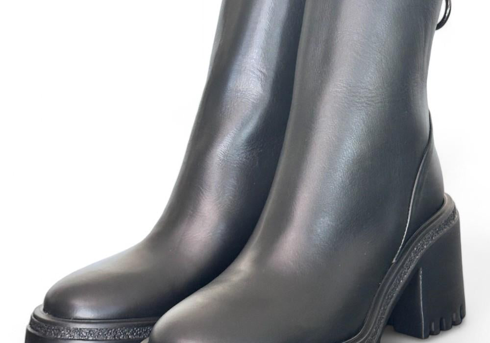 Stivaletto donna nero zip tacco 60 Target<BR/> 