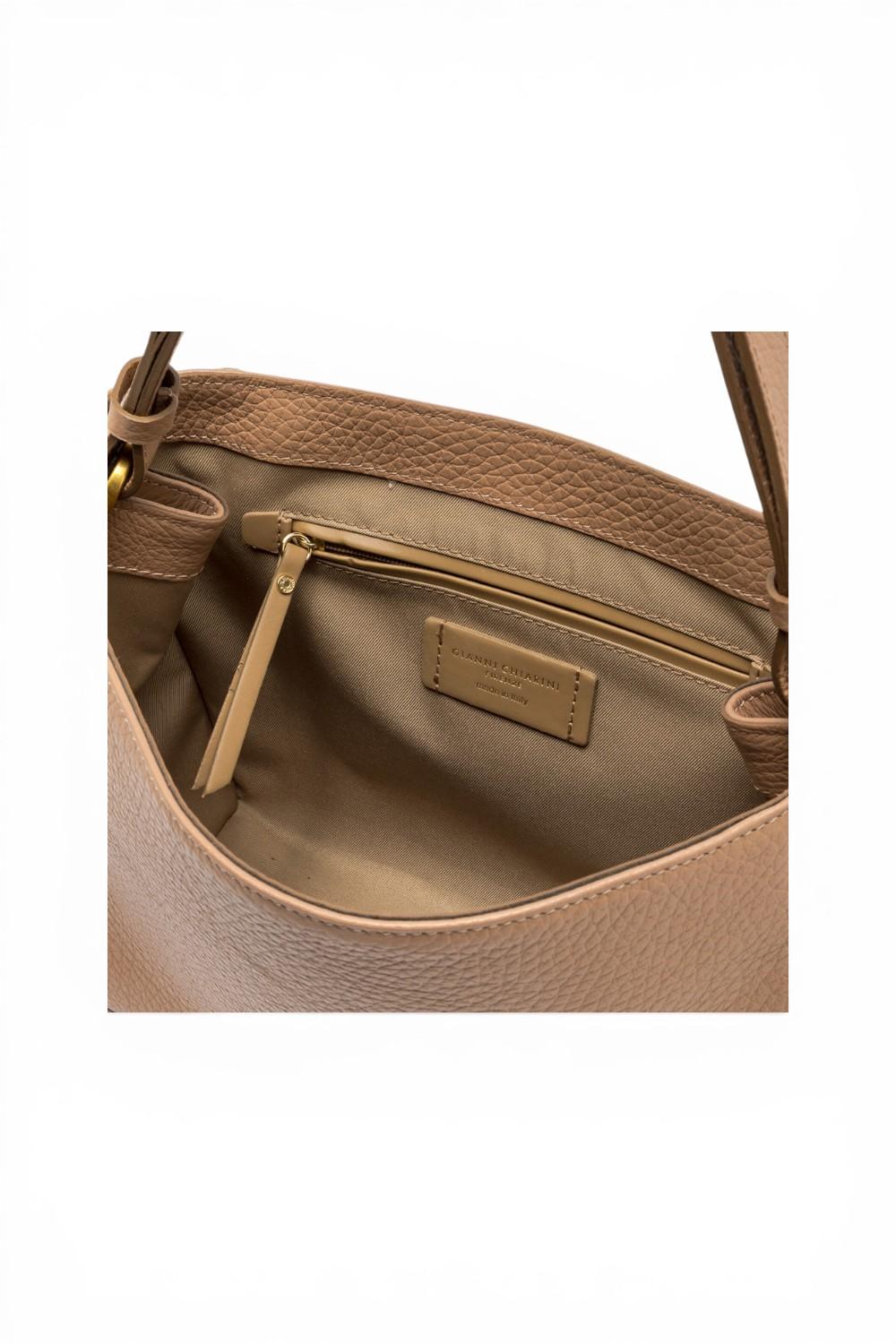 Postino Cecile pelle clay naturale Gianni Chiarini<BR/> 