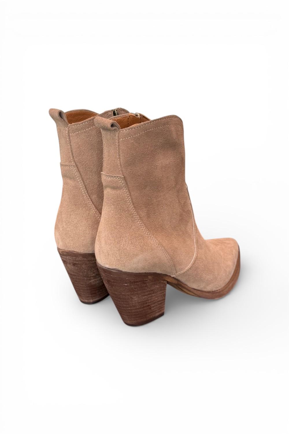 Stivaletto texano corto con tacco suede beige Ranye<BR/> 