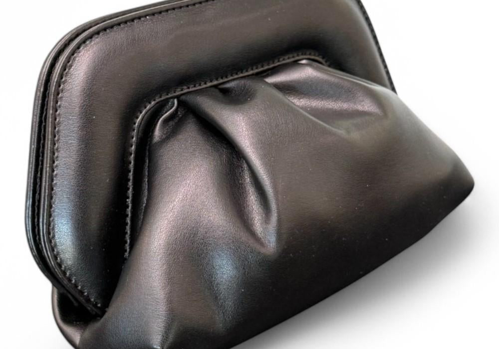Pochette chiusura scatto ecopelle black 