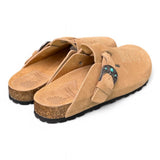 Sabot Tex ricami Taji by Lagoa suede nocciola 