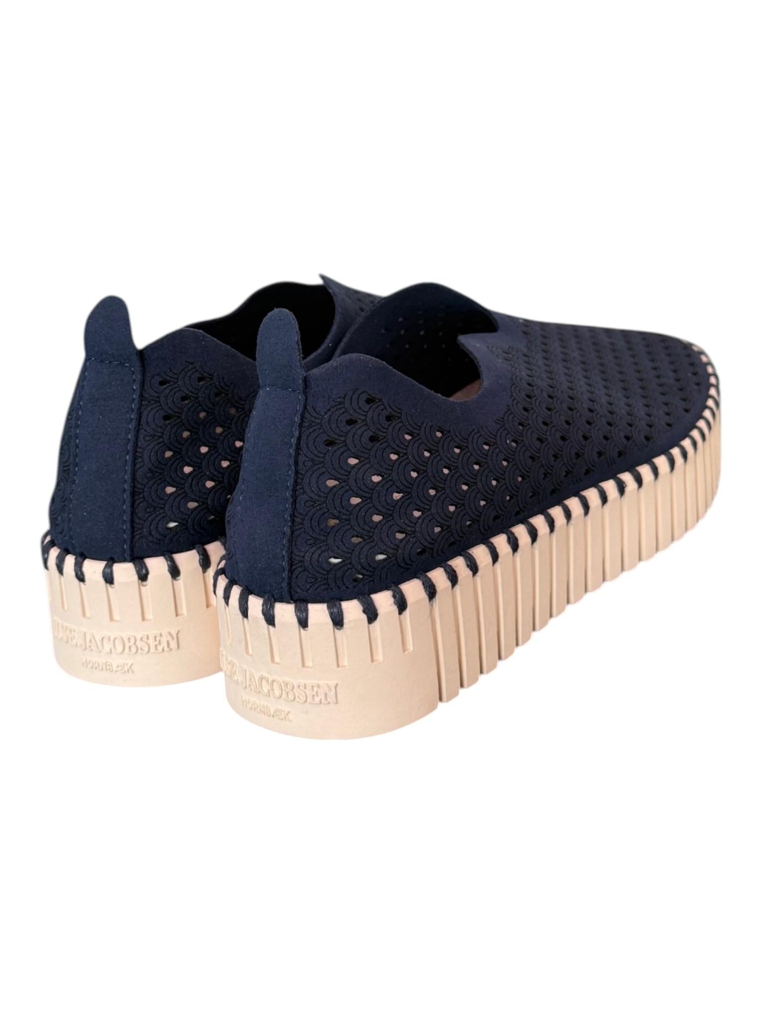 Scarpa traforata platform blu Ilse Jacobsen<BR/> 