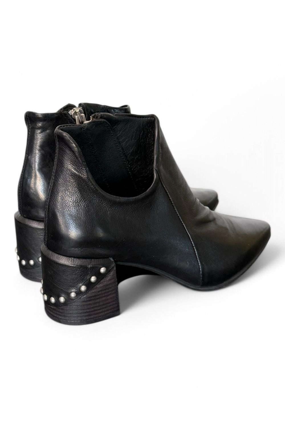 Tronchetto zip asimmetrico nappa nera AS98<BR/> 