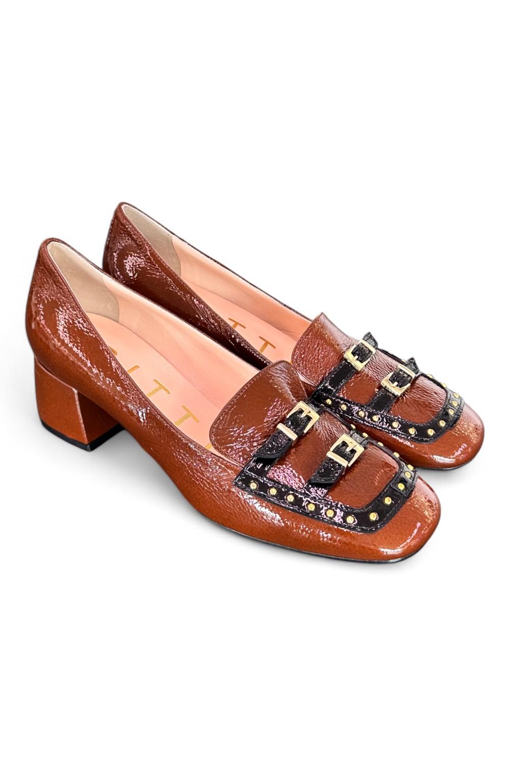 Mocassino borchie vernice cuoio Matteo Pitti 