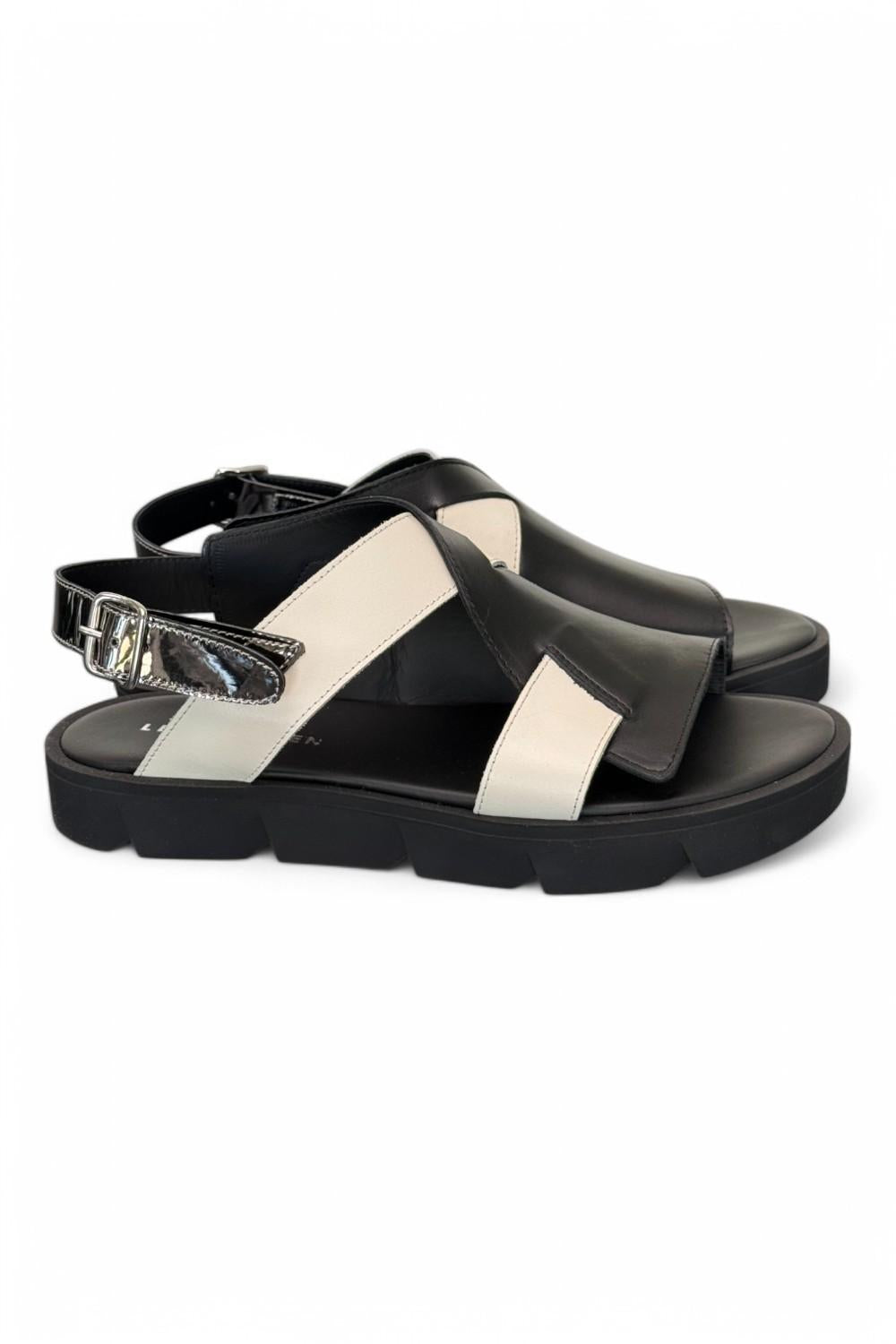 Sandalo asimmetrico nero Le Bohemien 