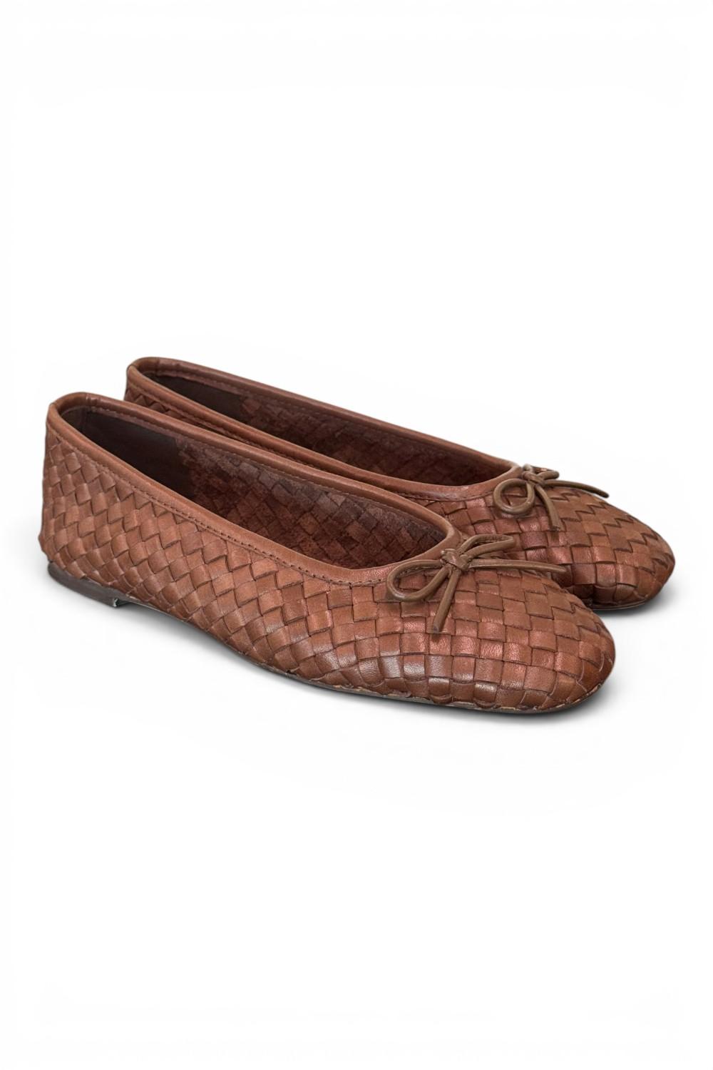 Ballerina intrecciata in pelle testa di moro Inuovo<BR/> 