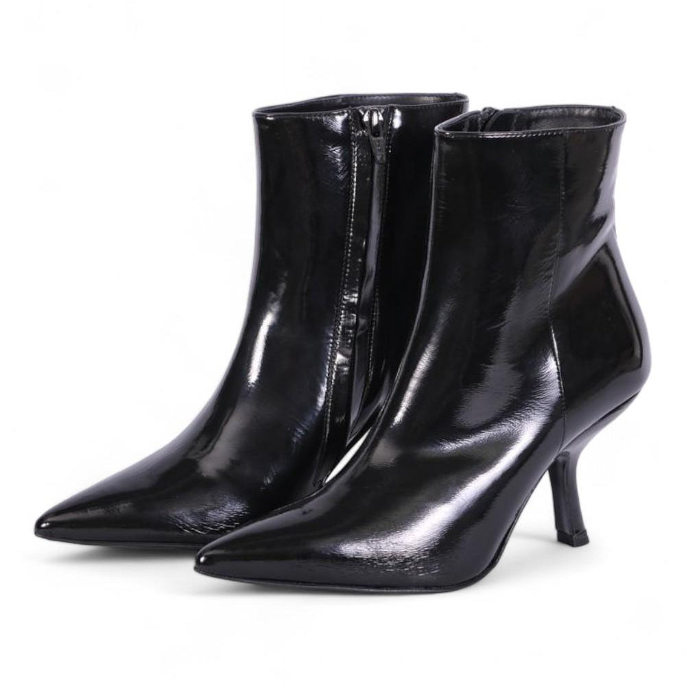 Stivaletto nero lucido tacco 70 Marc Ellis 