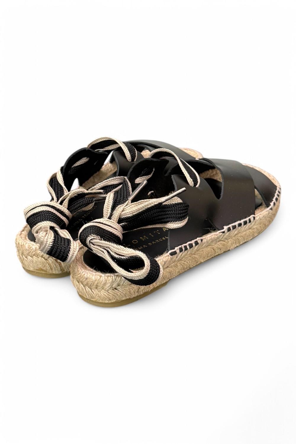 Sandalo con incrocio in pelle nera Palomitas<BR/> 