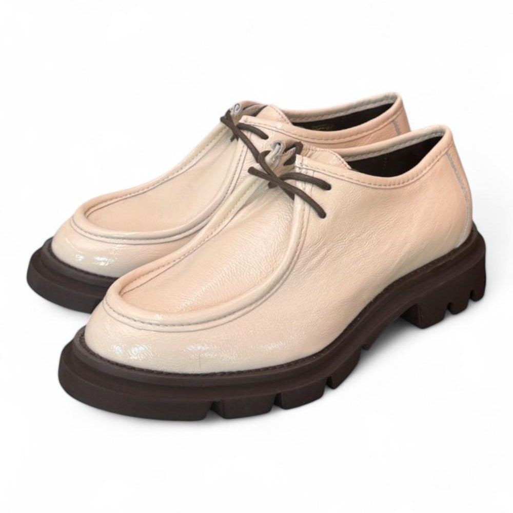 Scarpa allacciata ingegnere naplak latte Les Tulipes 